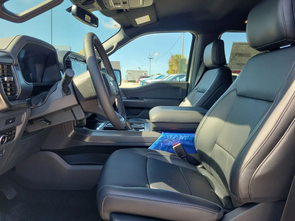 New 2026 Avalanche Ford Lariat® image 15