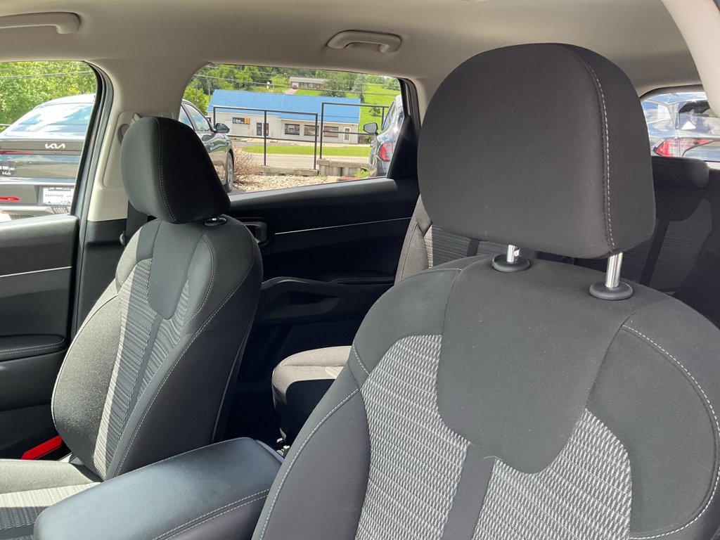 Certified Used 2023 Everlasting Silver Kia LX image 24
