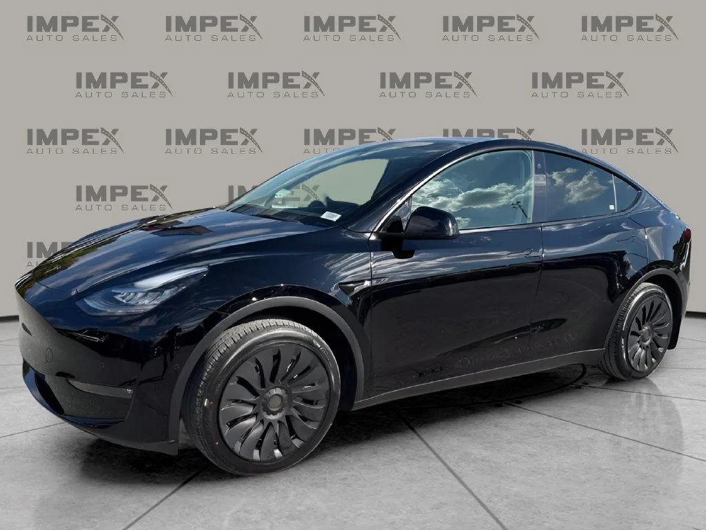 Used 2021 Black Tesla Long Range image 1