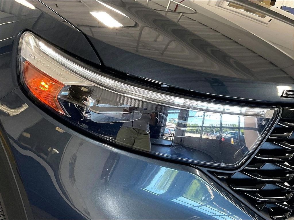 Used 2023 Blue Ford ST-Line image 31