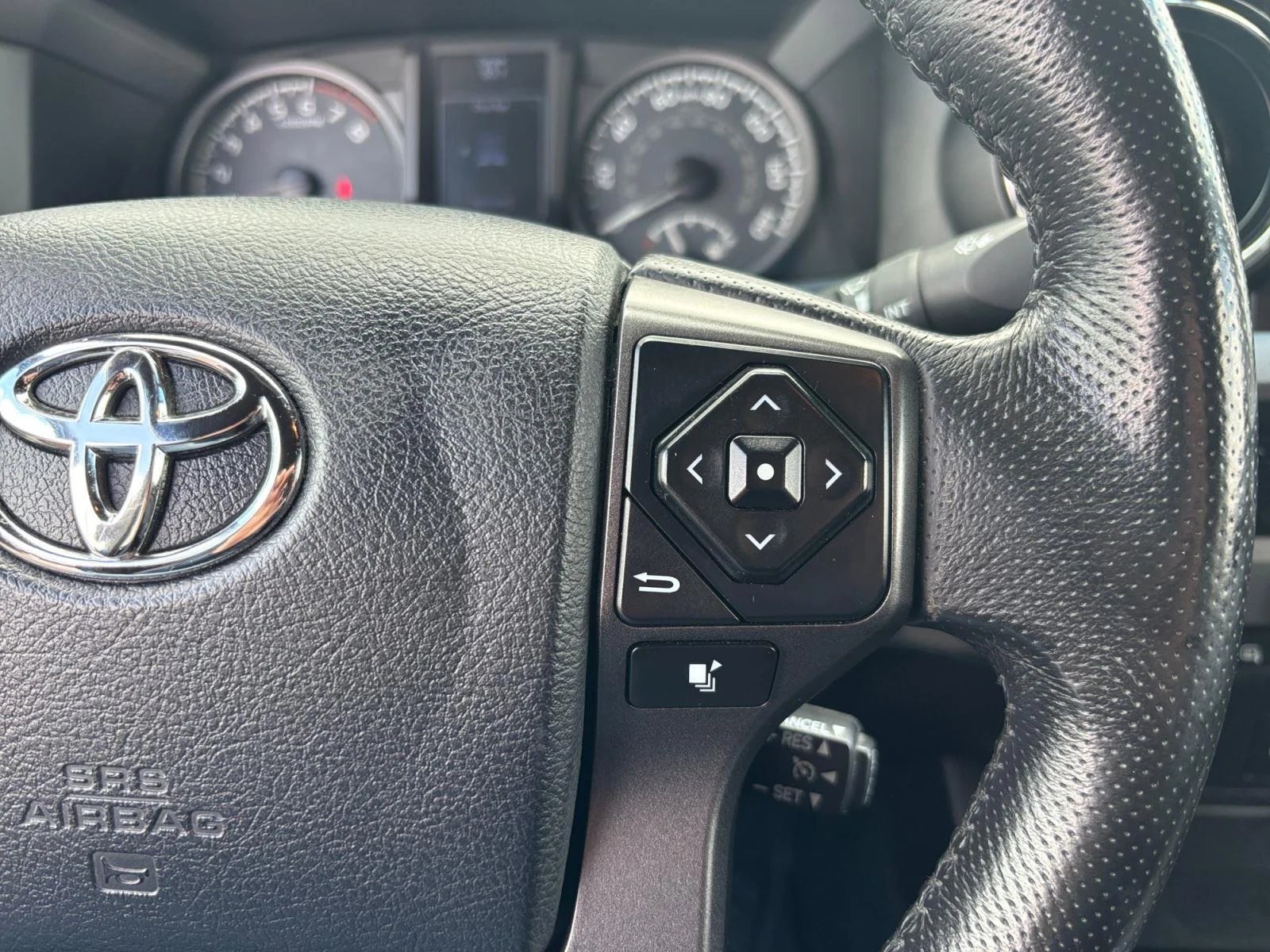 2017 Toyota Tacoma TRD Off Road - Photo 27
