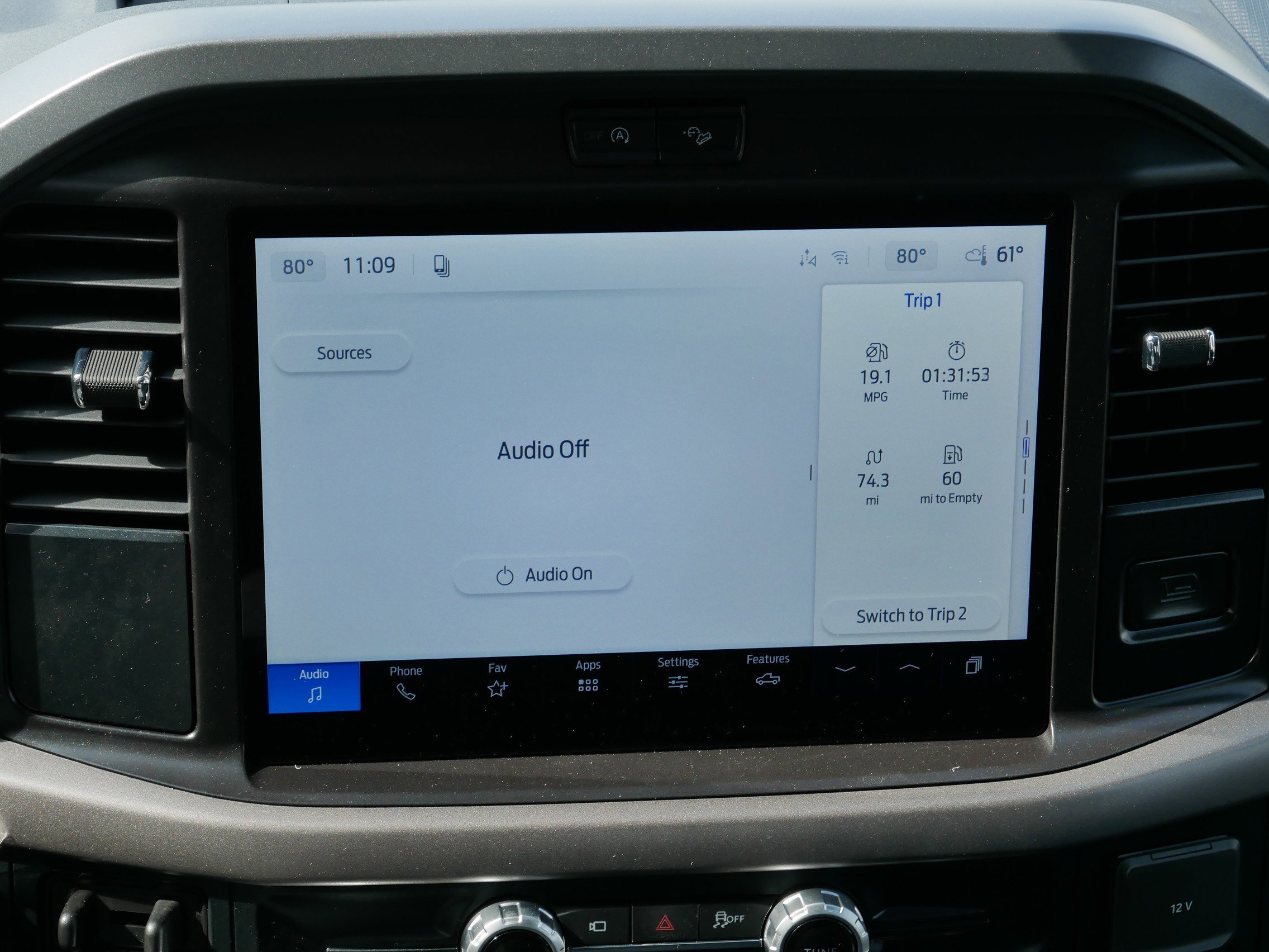 New 2026 Agate Black Metallic Ford XLT image 14