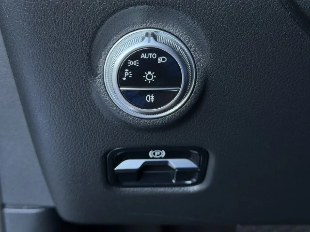 Used 2024 Gray Mercedes-Benz C 300 image 21