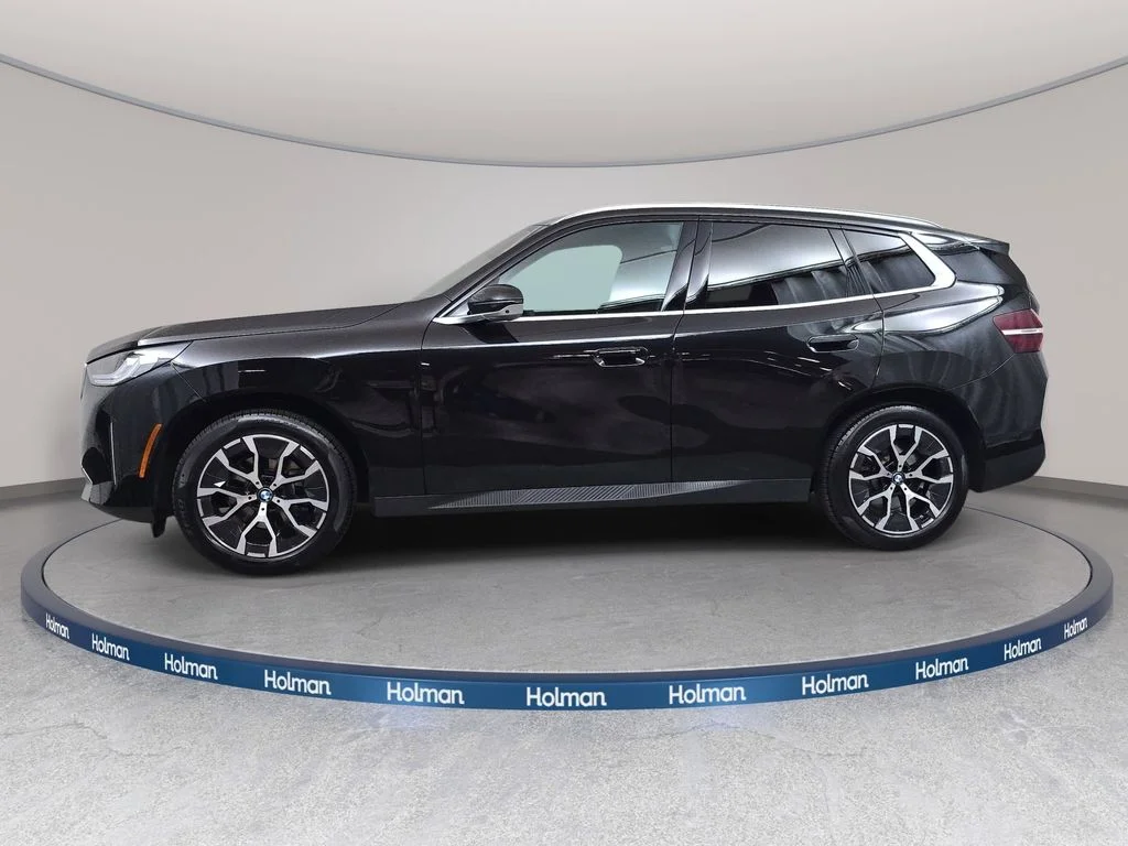 Used 2025 Black Sapphire Metallic BMW 30 xDrive image 9