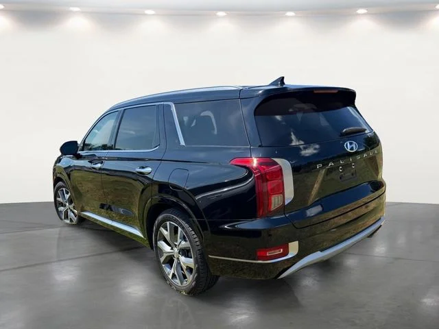 Used 2021 Black Hyundai Limited image 20