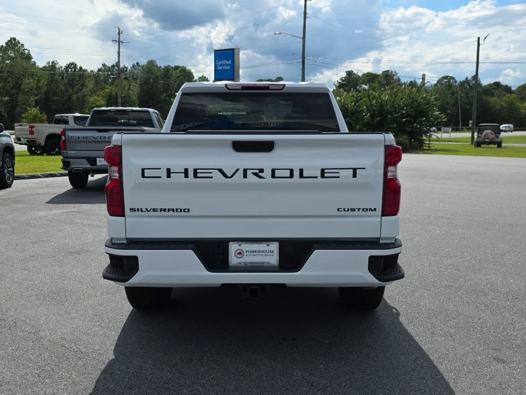 New 2026 Summit White Chevrolet Custom image 6