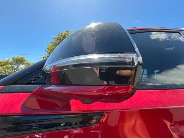 Used 2025 Red Lincoln Reserve image 15