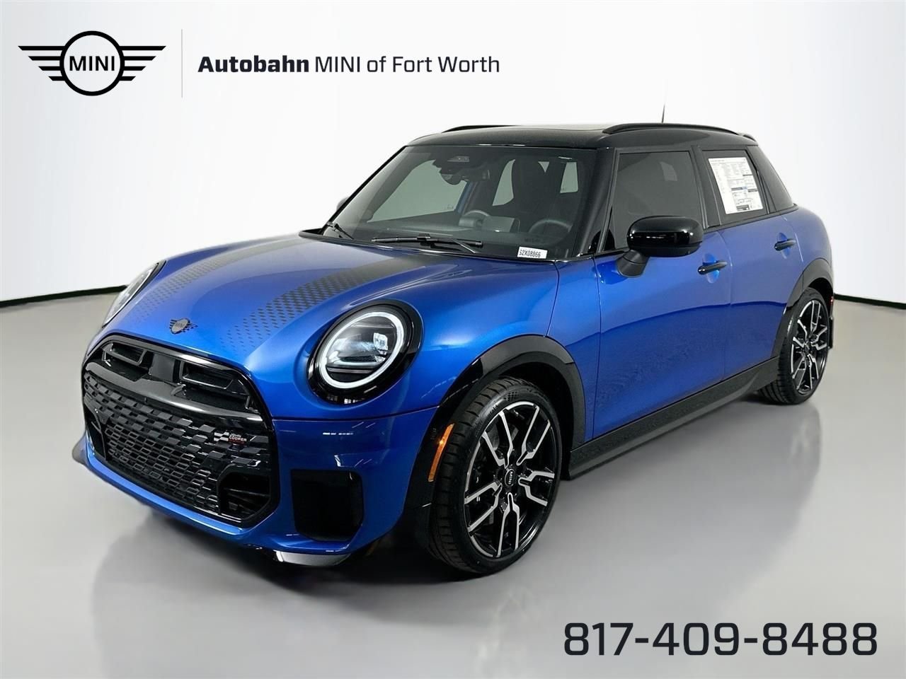 2025 MINI Hardtop Cooper S's photo