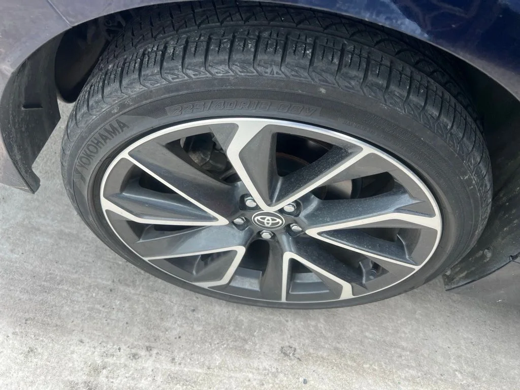 Used 2022  Toyota SE image 11