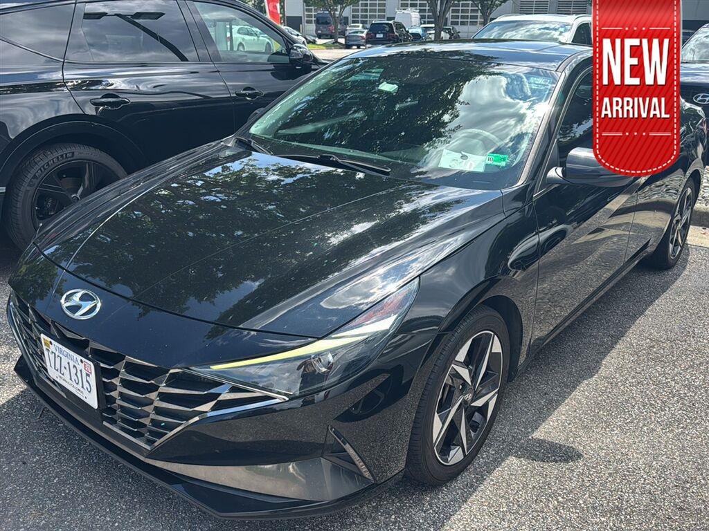 Used 2022 BLACK HYUNDAI SEL image 1