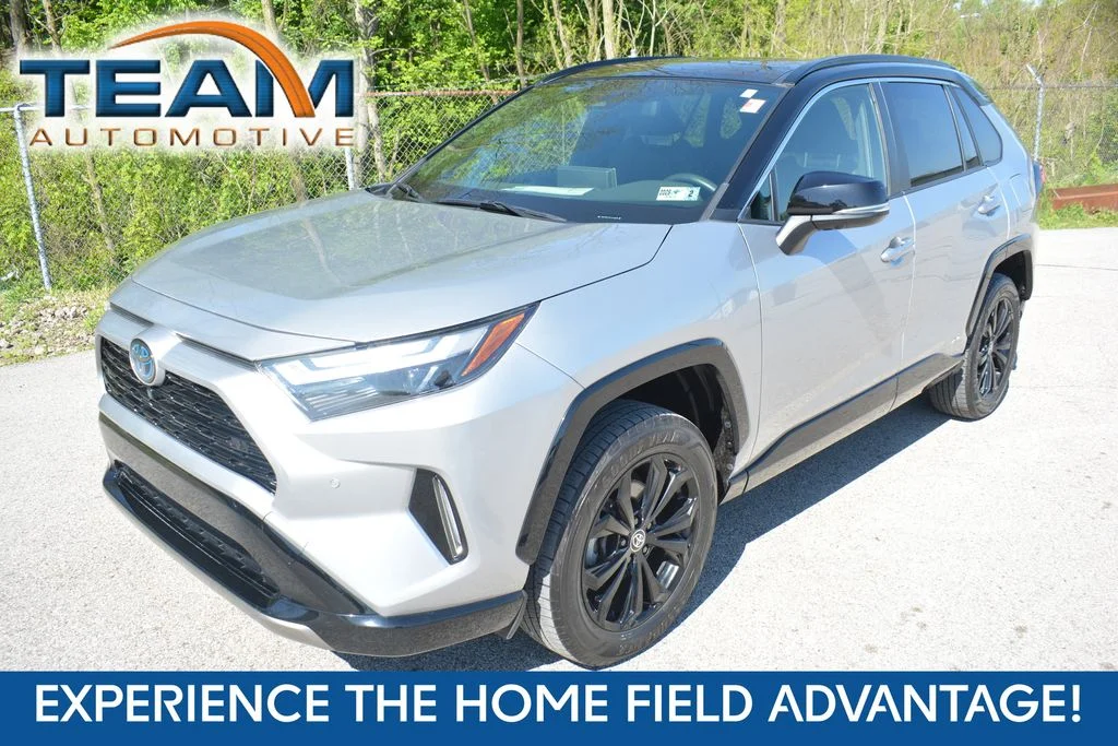 2022 Toyota RAV4 Hybrid XSE AWD's photo