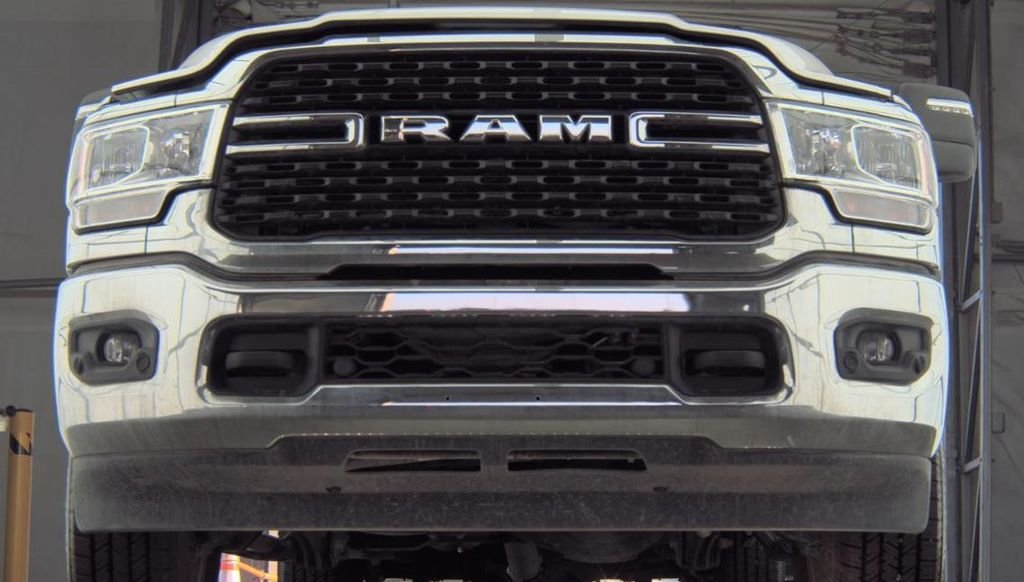Used 2024 RAM Ram 2500 Pickup Big Horn with VIN 3C6UR5DJ3RG405129 for sale in Kansas City