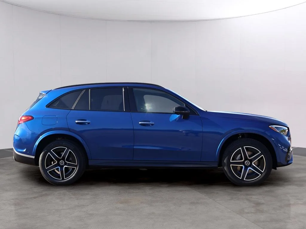 Certified Used 2026 Starling Blue Metallic Mercedes-Benz GLC 300 image 4