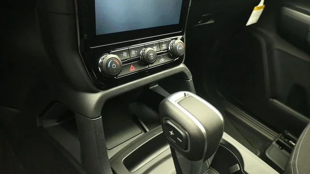 New 2026 Desert Sand Ford XLT image 17