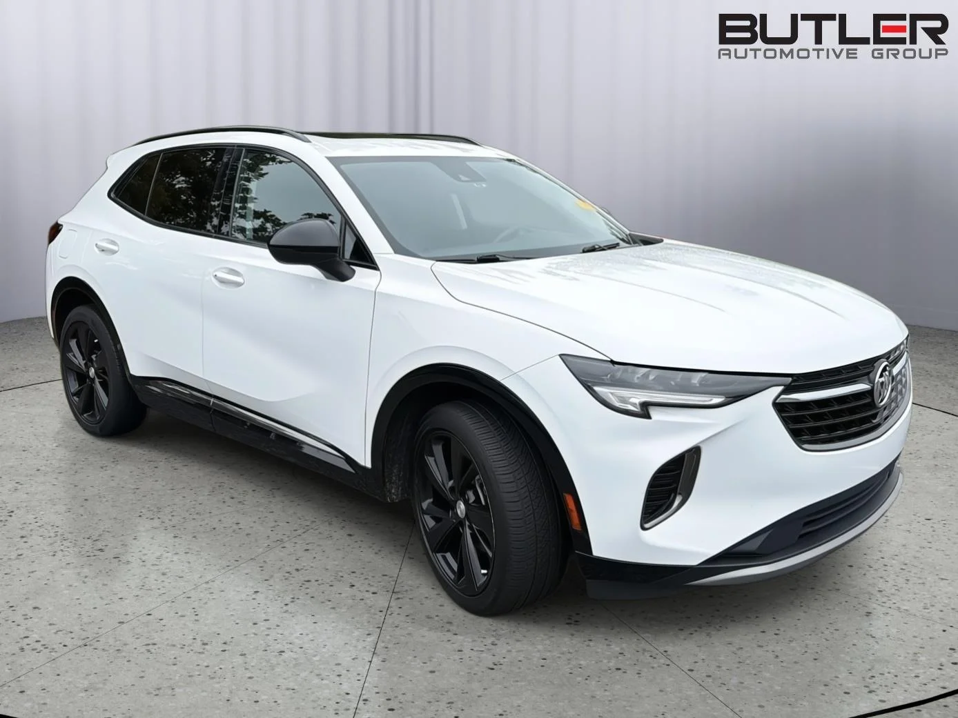 Used 2021 WHITE Buick  image 1