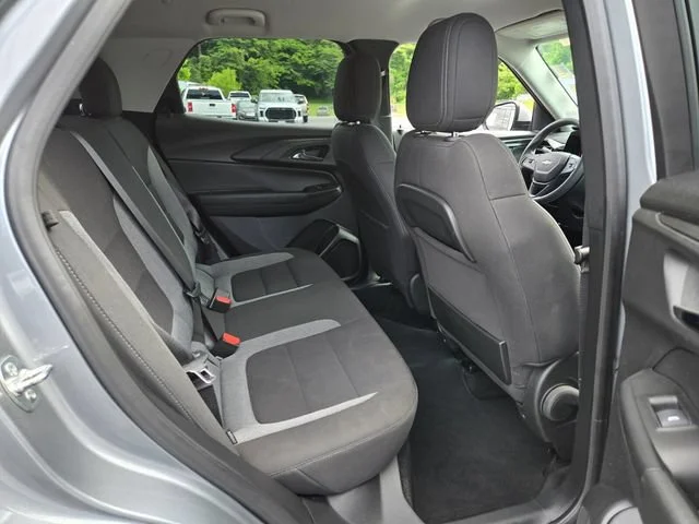 Used 2025 Sterling Gray Metallic Chevrolet LT image 20