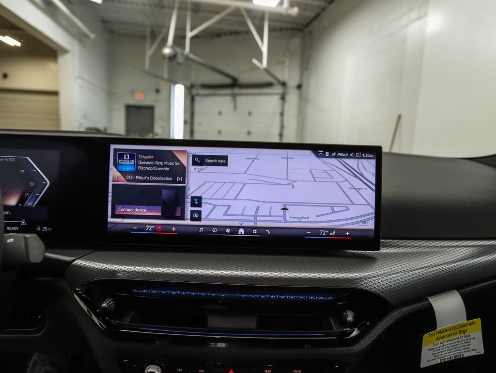 2025 BMW i4 40 - Photo 14