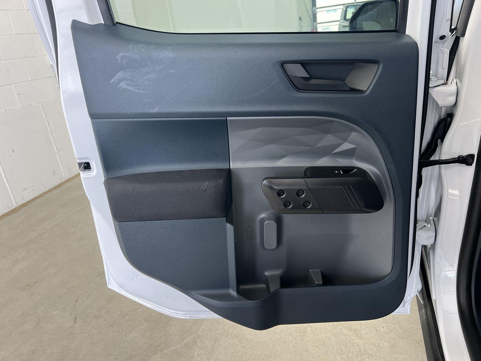 Used 2024 Oxford White Ford XL image 24