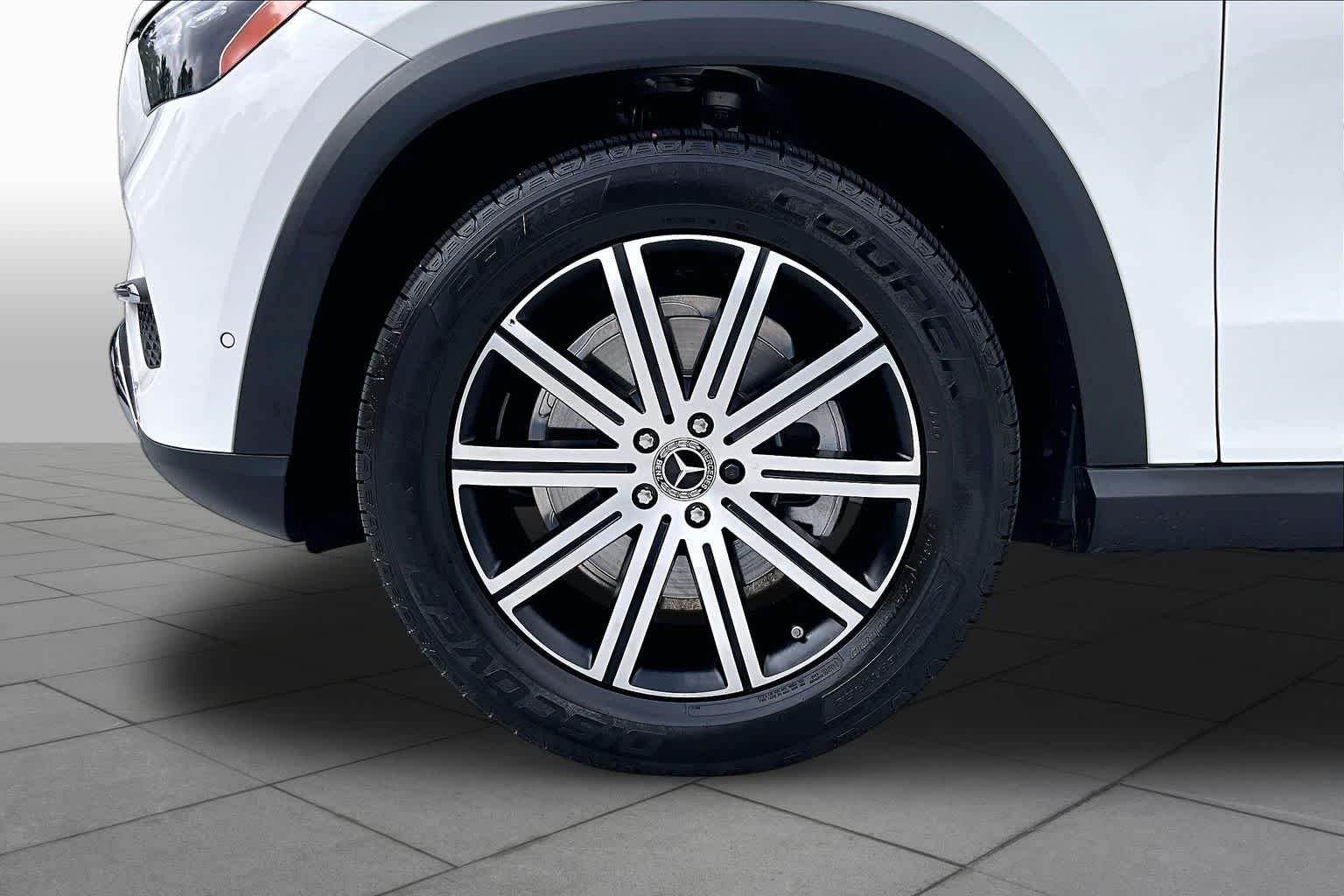 Used 2026 Polar White Mercedes-Benz GLE 350 image 11
