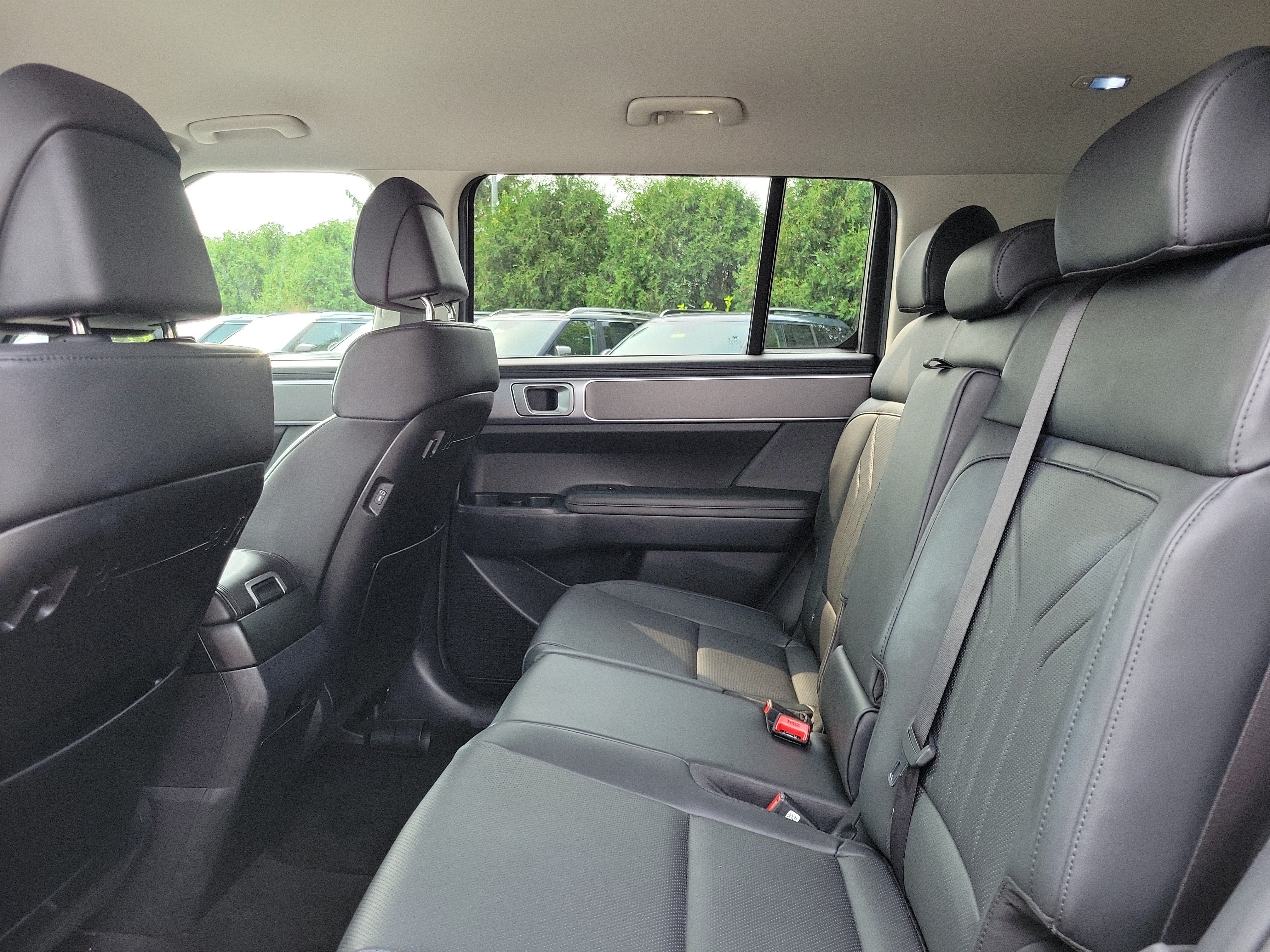 Certified Used 2026 Shimmering Silver Hyundai SEL image 11