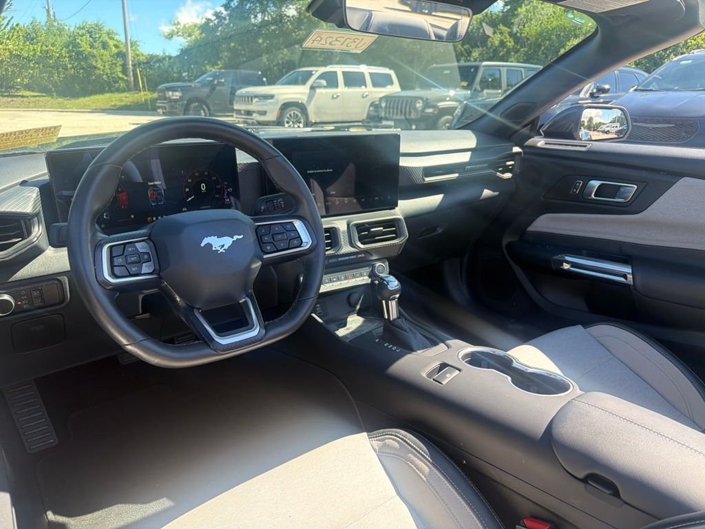 Used 2024 Gray Ford EcoBoost image 7