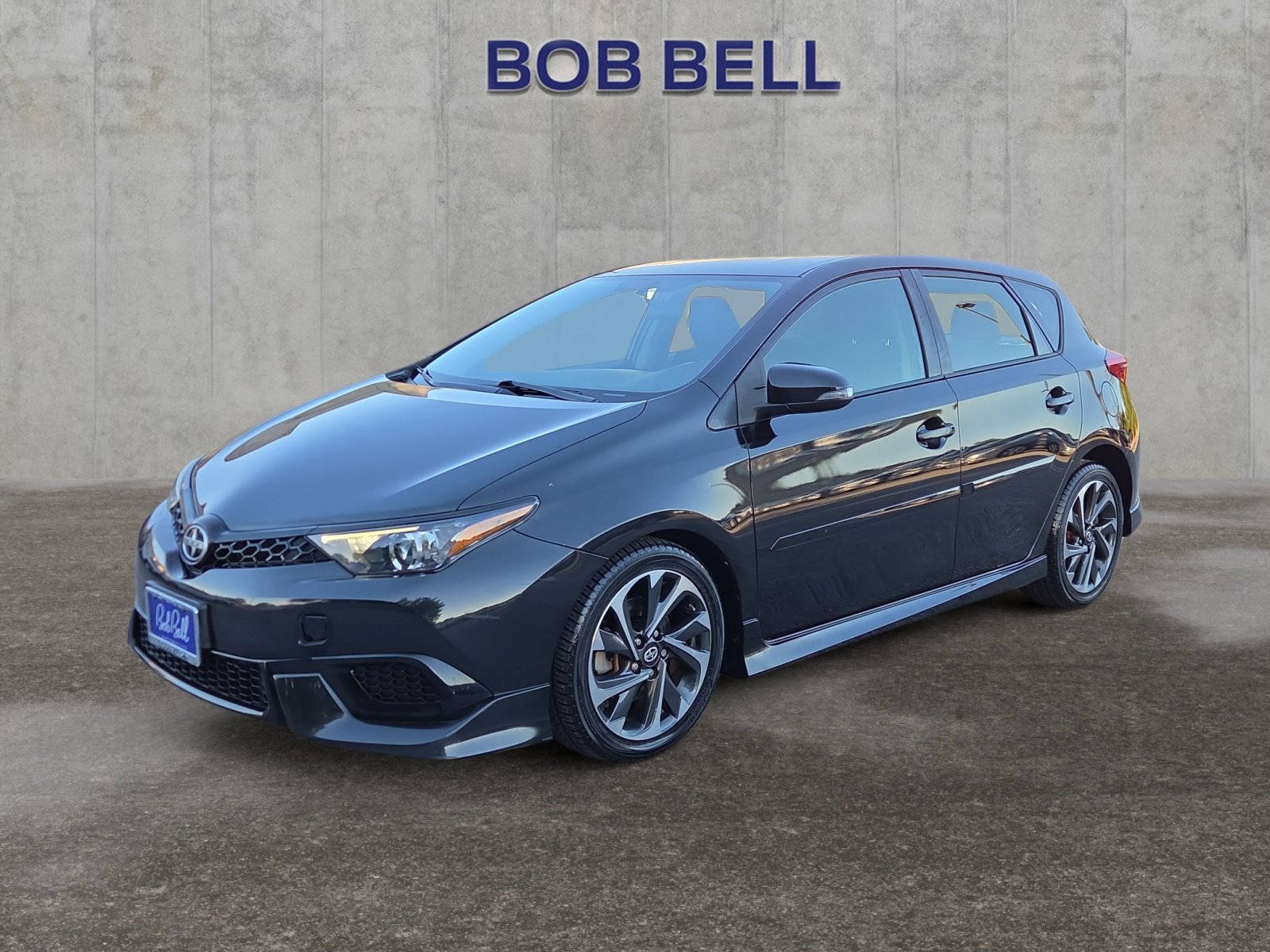 2016 Scion iM CVT's photo