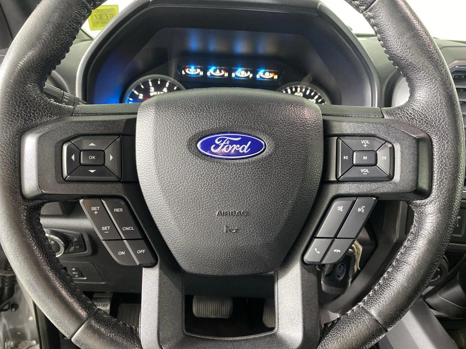 Used 2016 Ingot Silver Metallic Ford XLT image 14