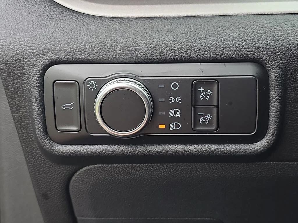 Certified Used 2023 Black Metallic Ford XLT image 24