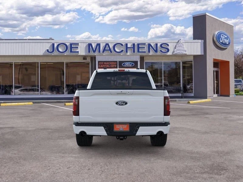 New 2026 Oxford White Ford XLT image 6