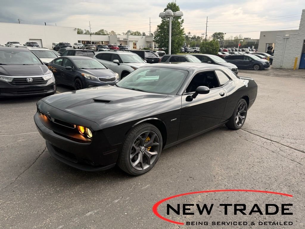 2018 Dodge Challenger R/T Plus's photo