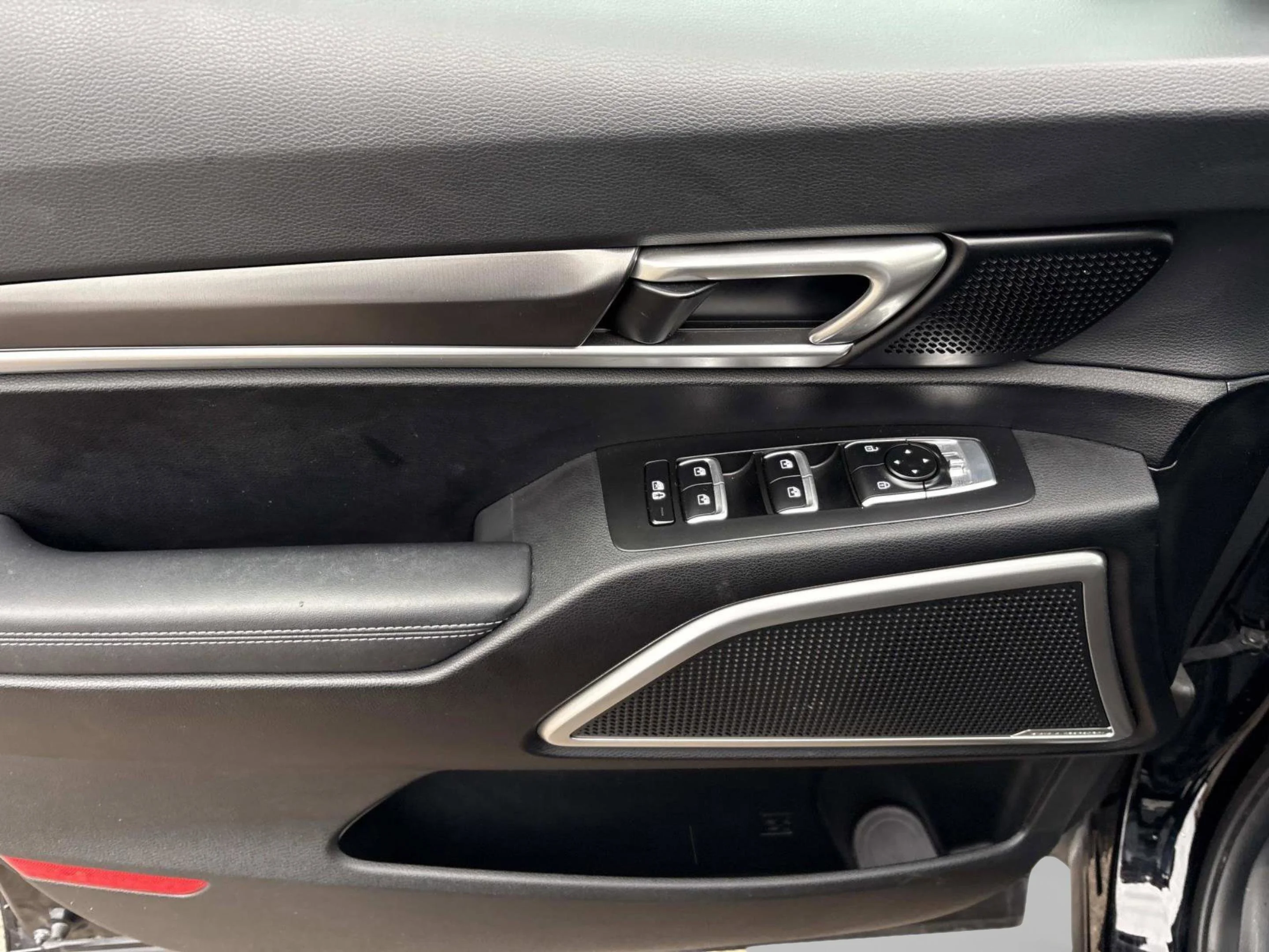 2023 Kia Telluride LX - Photo 24