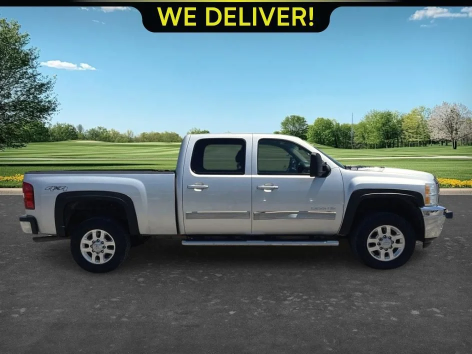 Used 2013 Silver Chevrolet LTZ image 4