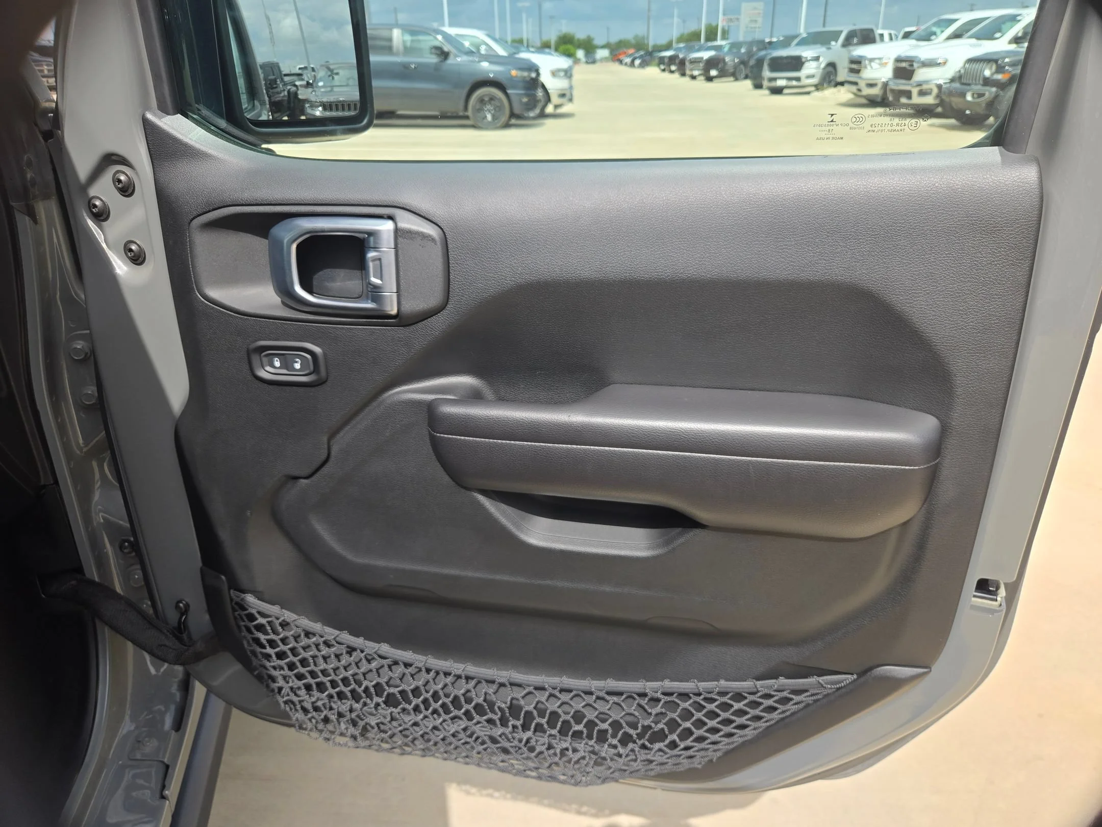 Used 2018 Gray Jeep Unlimited Rubicon image 26