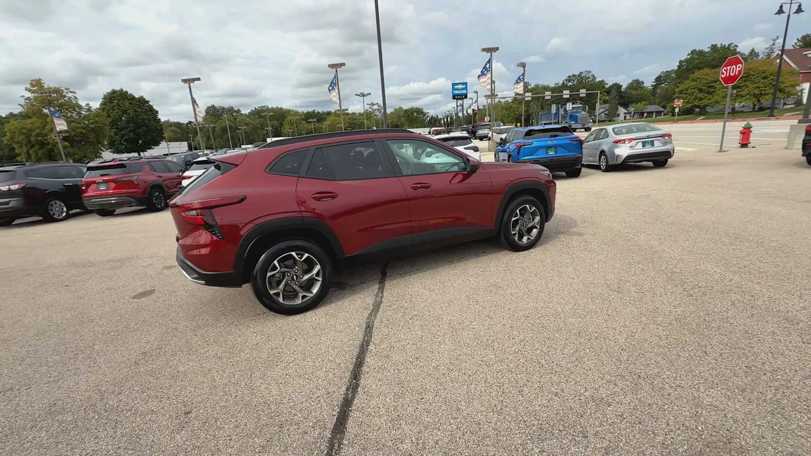 2024 Chevrolet Trax LT - Photo 8