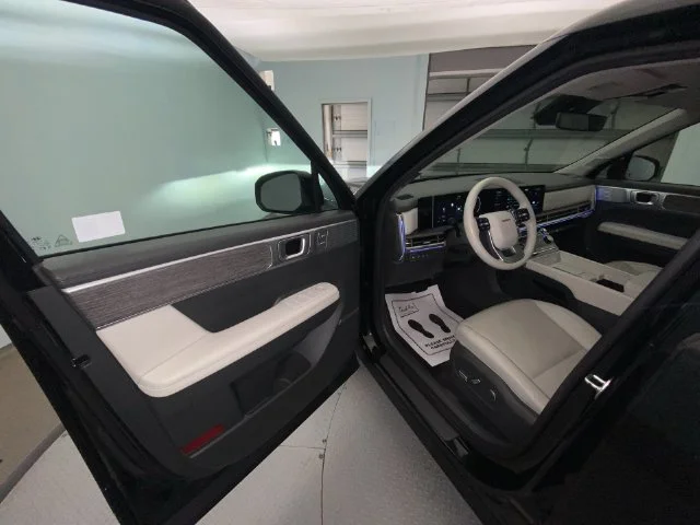 Used 2024 Black Hyundai Limited image 11