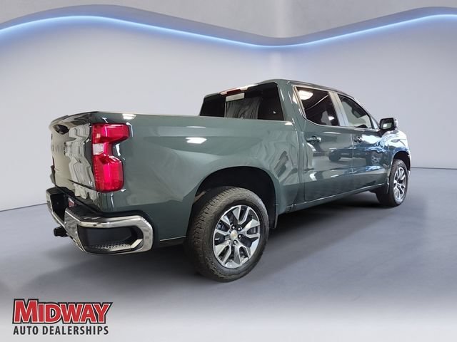 New 2026 Cypress Gray Chevrolet LT image 5