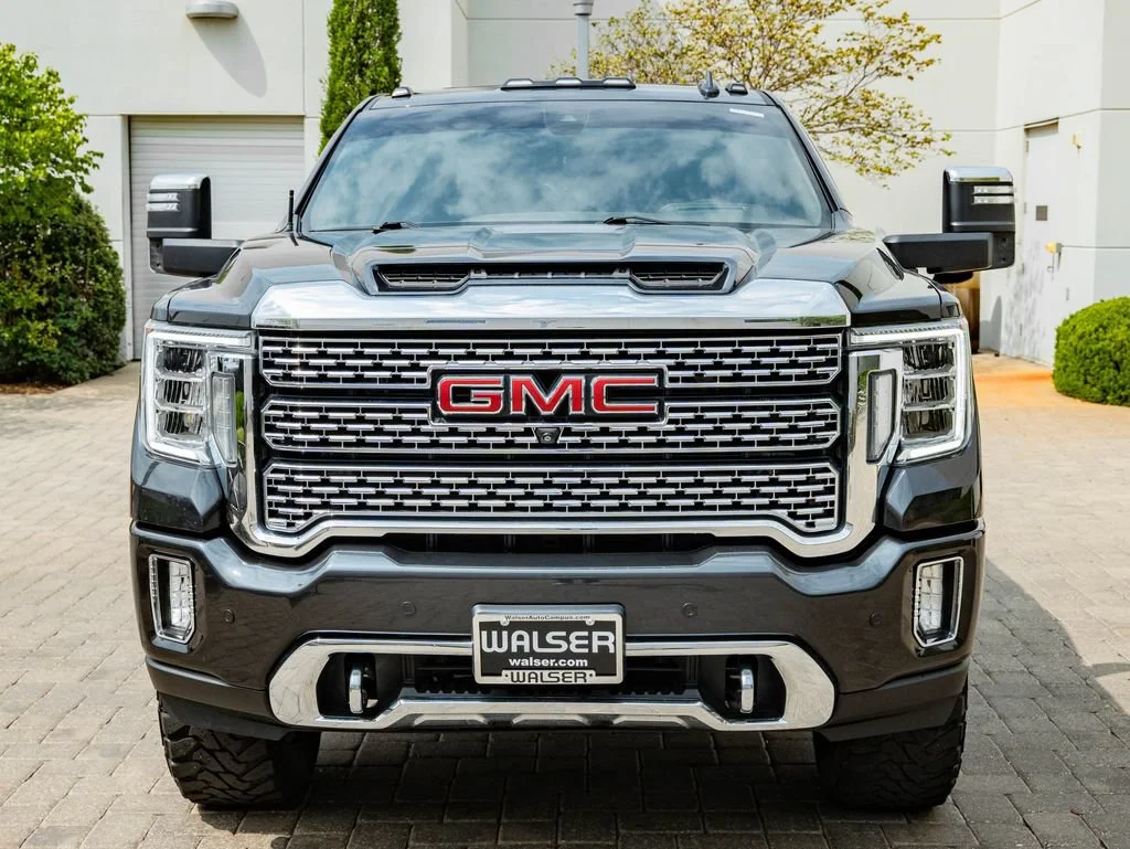 Used 2021 Carbon Black Metallic GMC Denali image 2