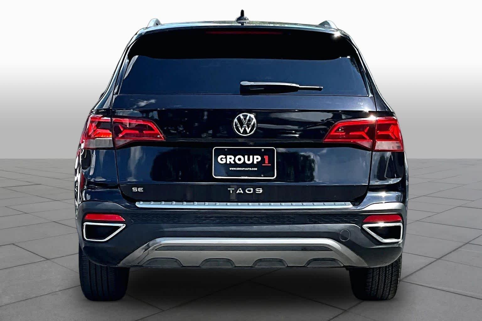Certified Used 2022 Deep Black Pearl Volkswagen SE image 5