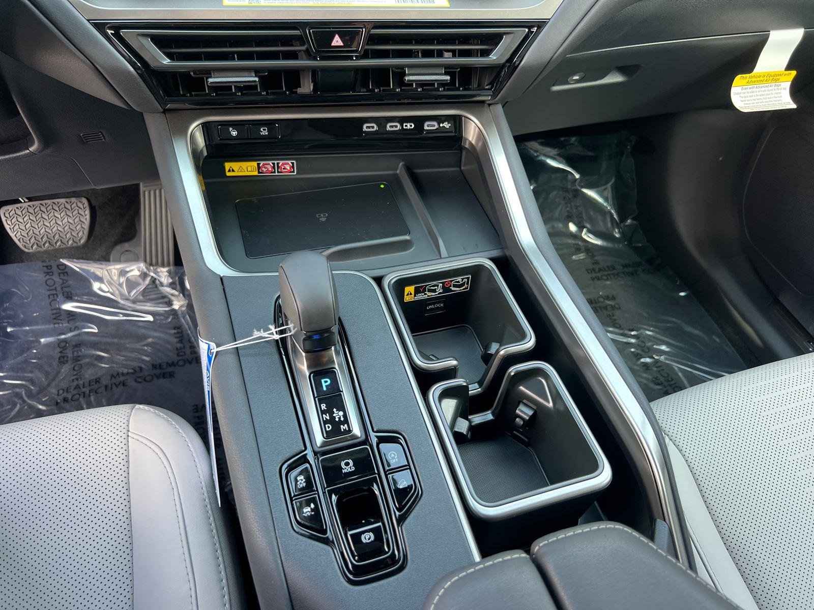New 2026 Wind Chill Pearl Lexus PREMIUM AWD image 24