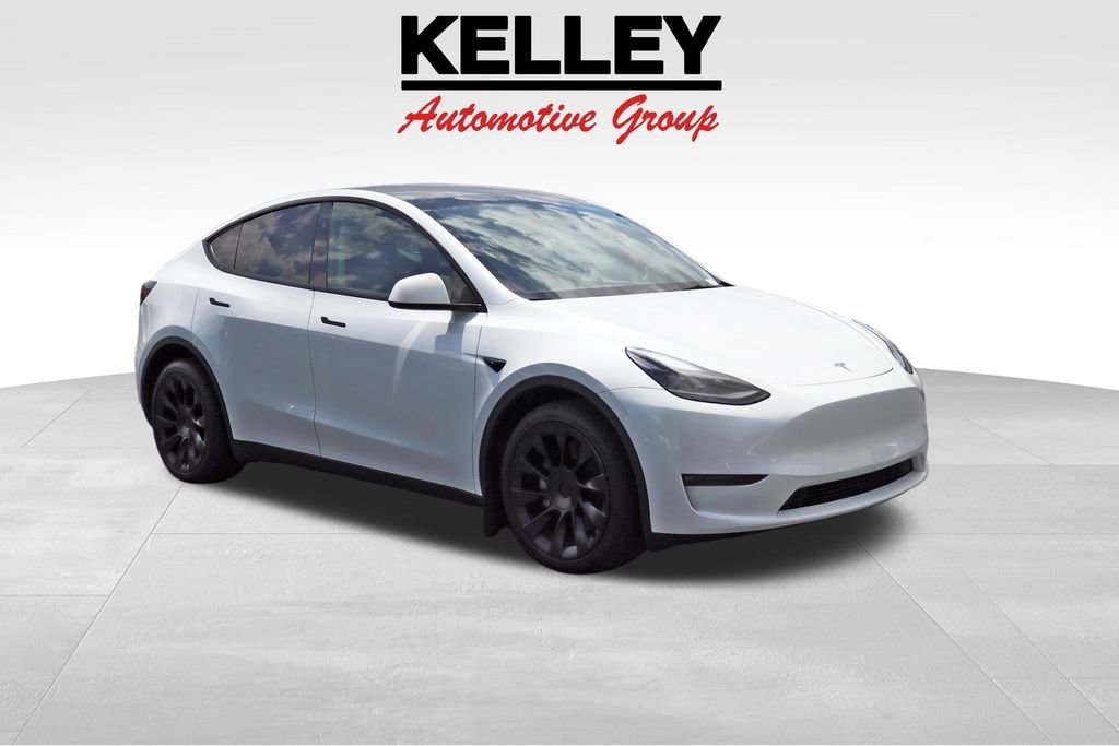 2024 Tesla Model Y Long Range Dual Motor All-Wheel Drive's photo