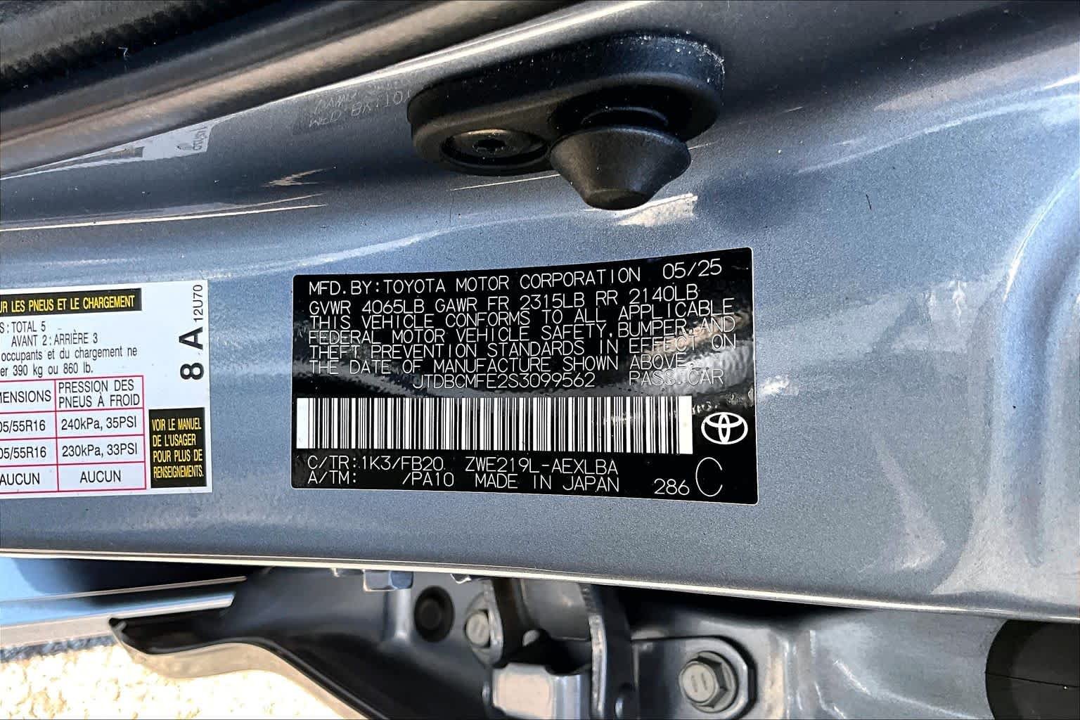 Used 2025 Celestite Toyota Hybrid LE image 33