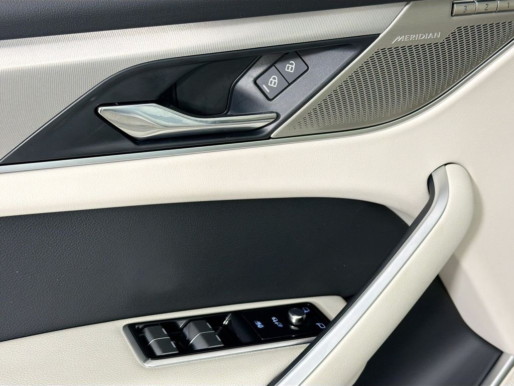 2026 Jaguar F-Pace R-Dynamic S - Photo 18