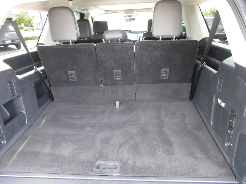 Certified Used 2025 Space Silver Ford Active image 27
