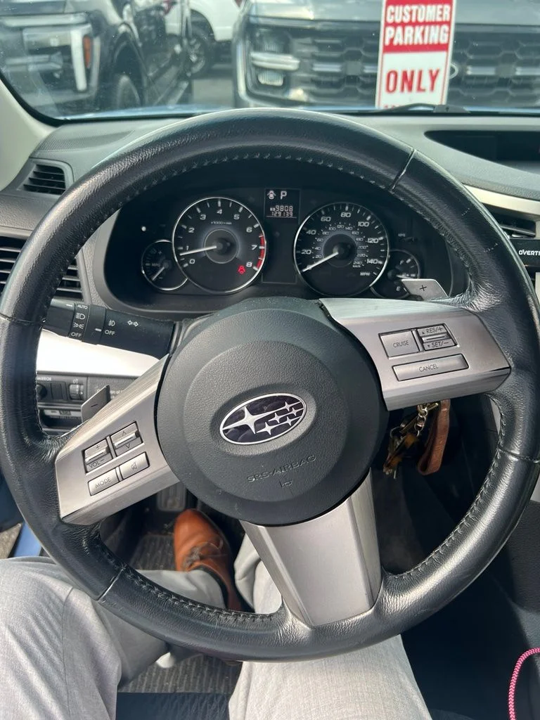 2010 Subaru Outback I Premium - Photo 10