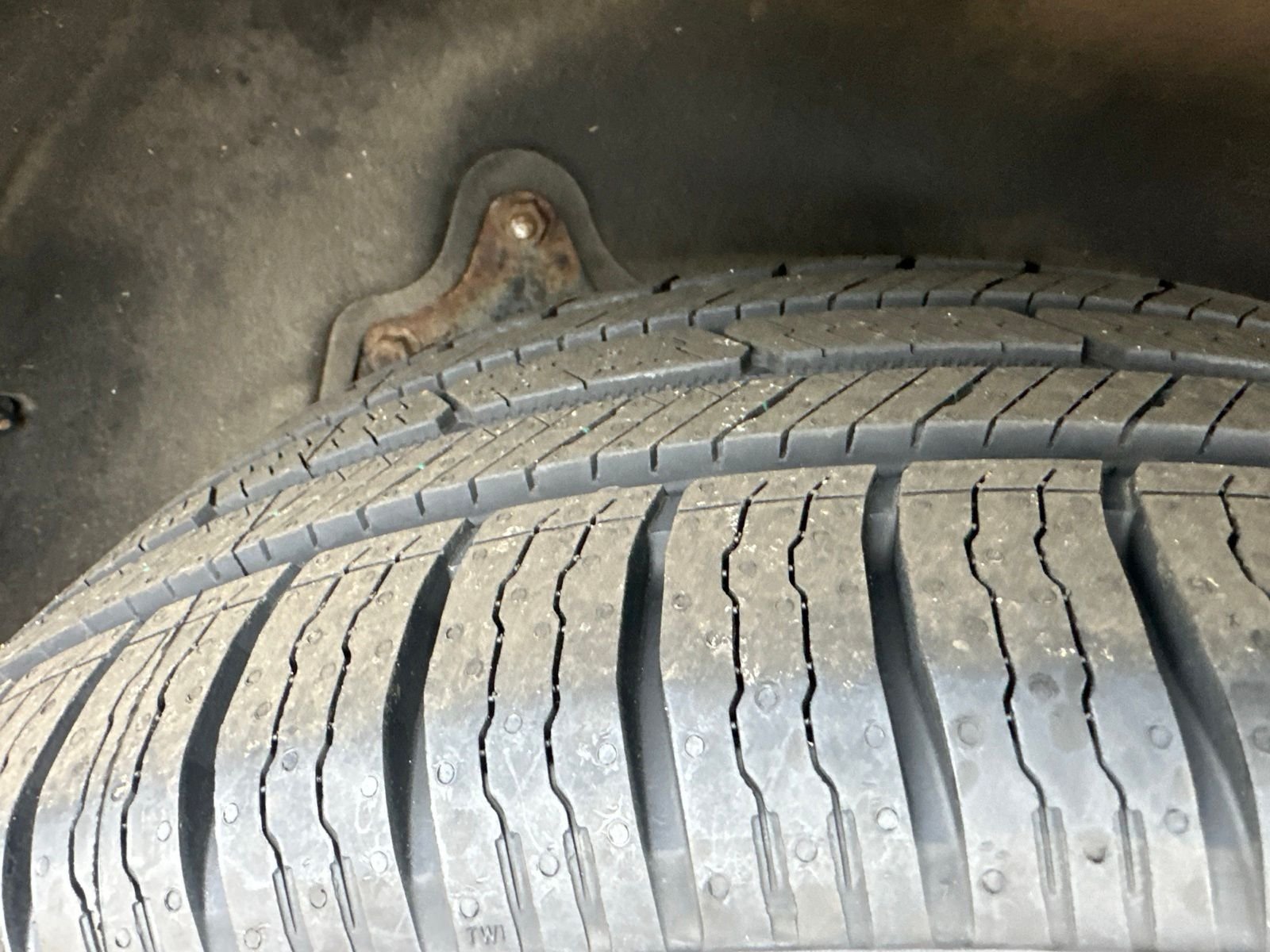 Used 2017  Toyota XLE image 10