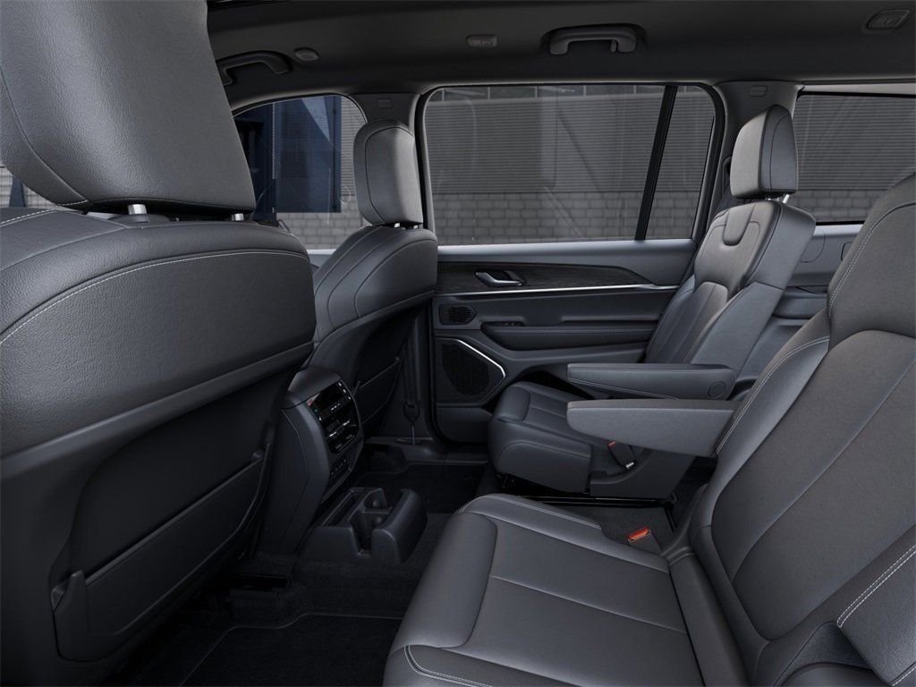 New 2026 Baltic Gray Metallic Clear-Coat Exterior Paint Jeep Limited image 23