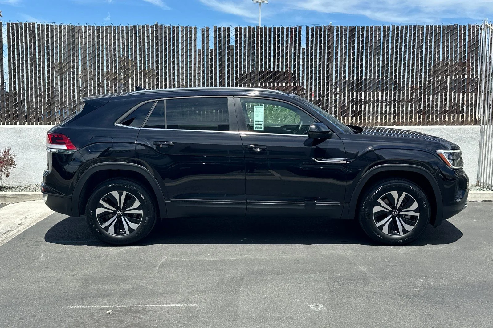 New 2026 Black Volkswagen 2.0T SE image 4