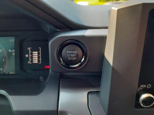 Used 2025 Underground Toyota SR5 image 19