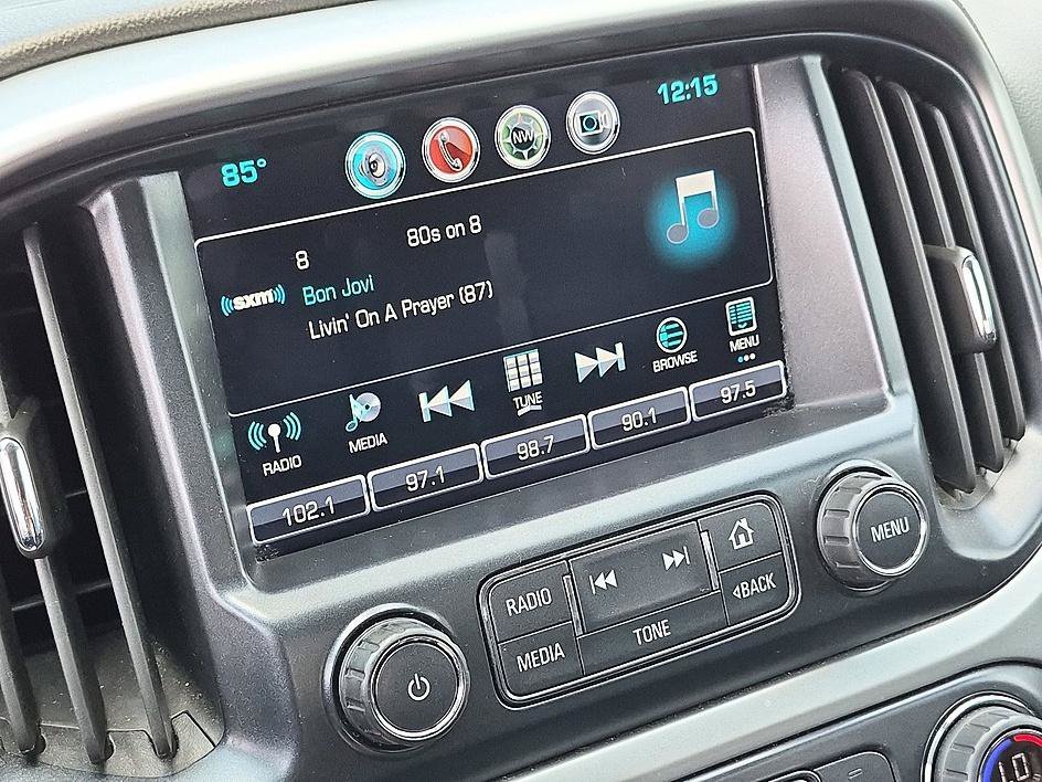 Used 2018 SUMMIT WHITE Chevrolet 4WD ZR2 image 22
