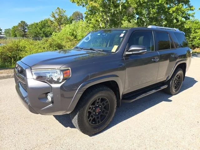 2018 Toyota 4Runner SR5 Premium V6's photo